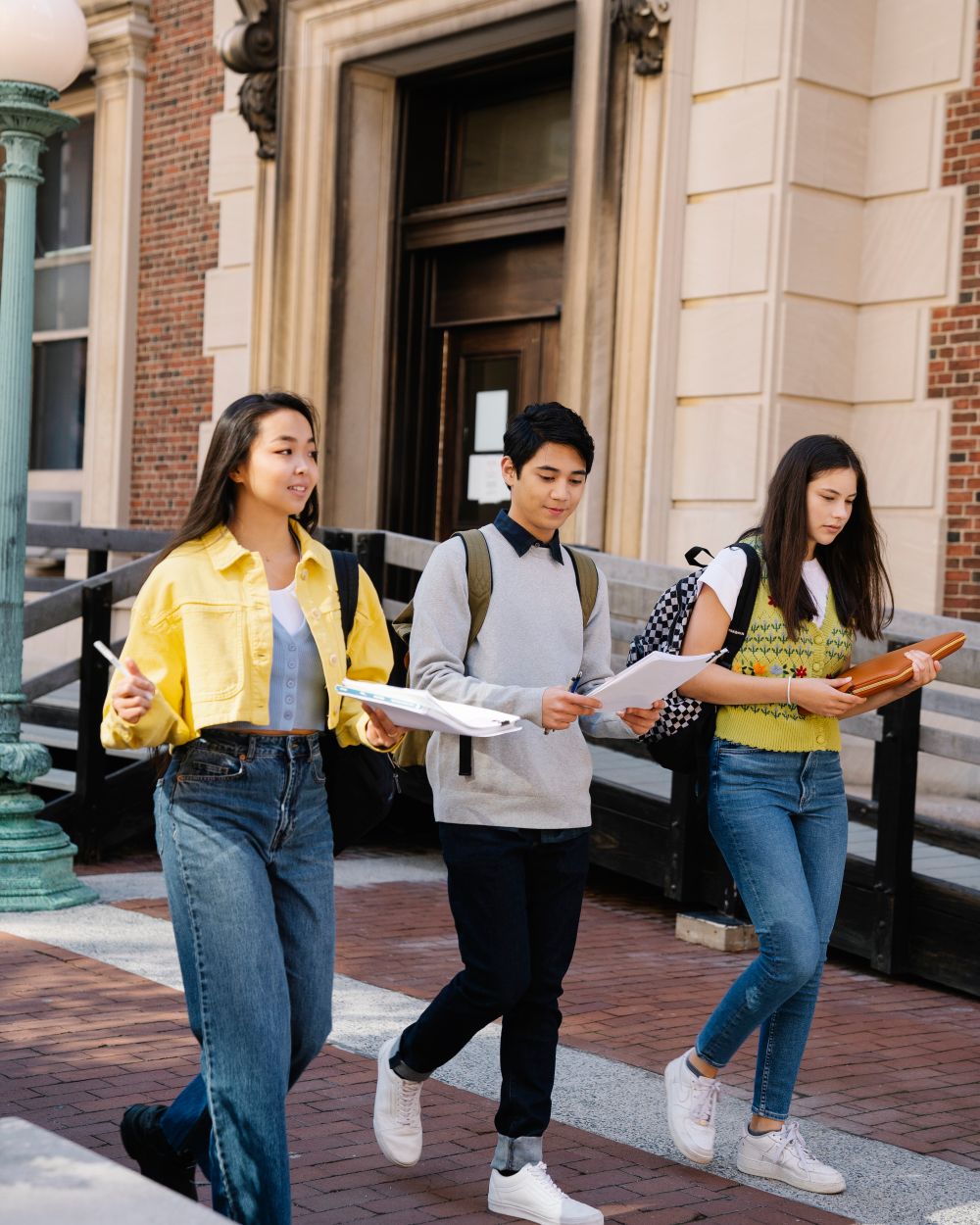 Robert Academy high school students on a U.S. campus